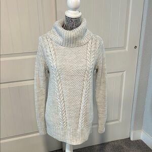 Maurices Light Gray Cable Knit Turtleneck Sweater M